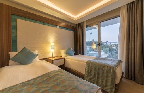 Kusadasi City Centre Complejo | Ramada Resort by Wyndham Kusadasi