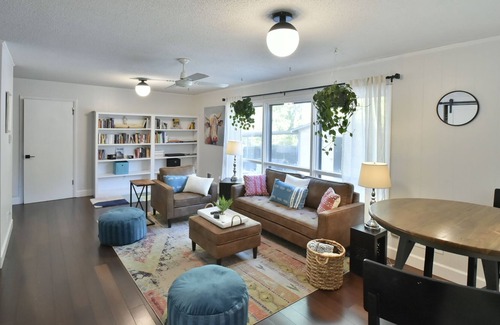 Southwest Raleigh Casa | Rambling Raleigh | Central | Golf | <3mi to NCSU + Downtown | Large Unique Space