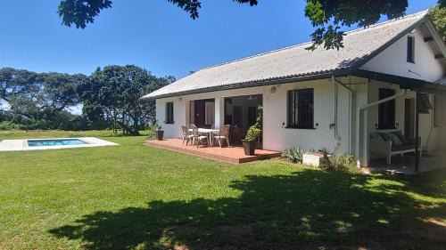 Zinkwazi Beach Casa | RAMBLiNN