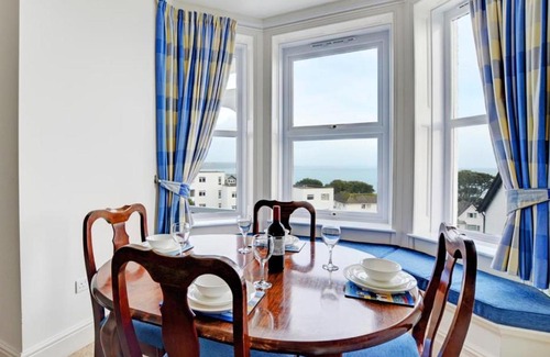 West Looe Apartamento | Rame Lemain Garden Apts