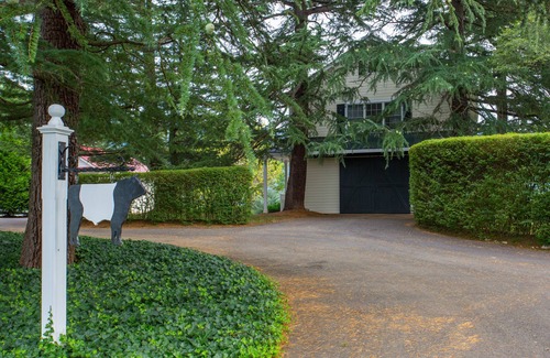 Greenwood Casa | Ramsay Estate | Carriage House w/ Mountain Views