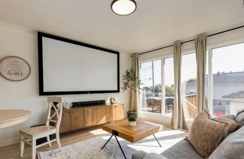 Ramsay Casa | Ramsay Retreat Spa Vibes Hot Tub & Skyline Views