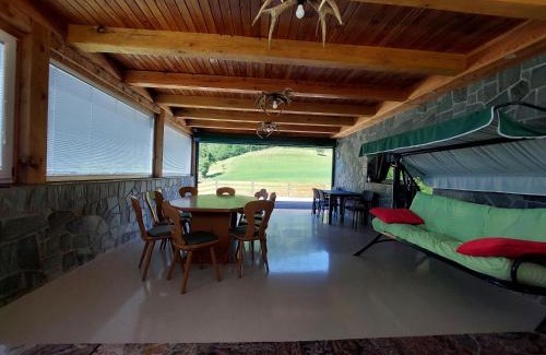 Rogaska Slatina Casa | Ranč Stojnšek