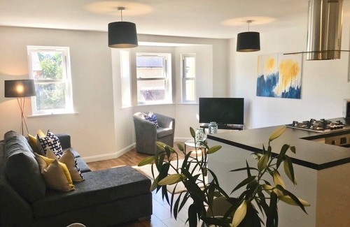 Cowley Apartamento | Rana Ct 10 (The Sheldonian Suite) | 1 Bed Apt