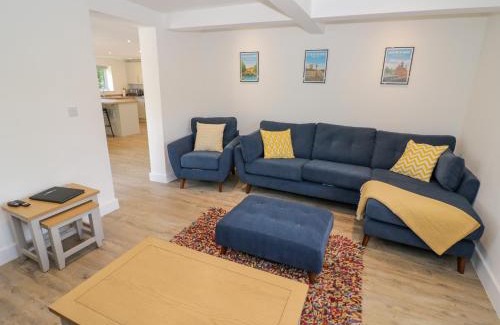 Cow Honeybourne Casa | Ranch Cottage