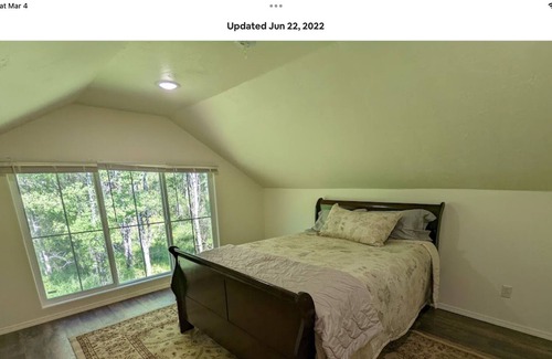 Madison County Cabaña | Ranch Cottage hideaway. 100 steps to South Boulder creek/river.