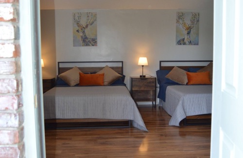Davie Otro | Ranch suite in the heart of Davie steps away from Sawgrass!