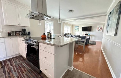 Roswell Casa | Ranch w/ king suite - pets, groups, long-term okay!