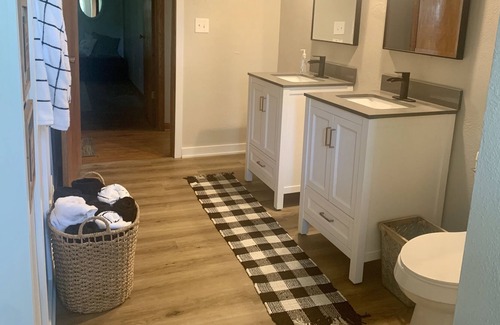 New Franklin Casa | Ranch with Fishing Creek