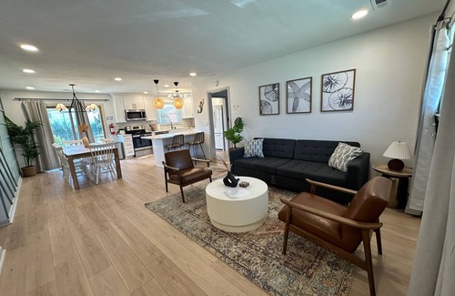 Bayview Casa | Rancher By the Bay - 1 Floor Living