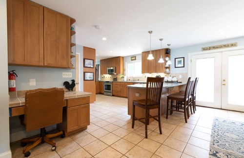 Simpsonville Casa | Rancher, pets welcome, Wash/Balt/Annplis family friendly Pool table, deck, river