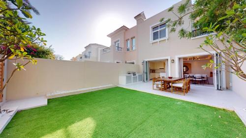 Arabian Ranches Casa | Ranches 1 Upgraded Three Bedroom Villa