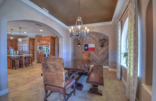 Burnet Casa | Ranching de lujo en el corazón de Texas Hill Country. Alquilar un rancho.
