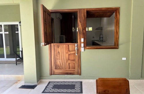 Acajutla Casa | Rancho CornoaDelMar Spacious 5 Bedroom Private Beach House w/AC and Hot Water