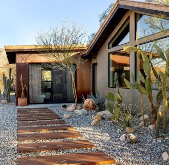 Morongo Valley Casa | Rancho Morongo - A Luxury Joshua Tree Homestead