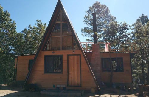 San Jose del Pacifico Chalet De Esquí | Rancho Samadhi