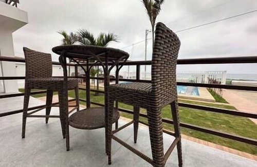 San Lorenzo Apartamento | Randi’s Oasis - The Pelican Room