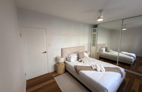 Randwick Casa | Randwick Shared Apt with Study Desk & Parking