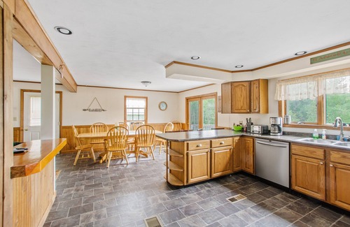 Rangeley Casa | RANGLEY LAKE WATERFRONT !!!