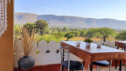 Sawai Madhopur Cabina | Ranthambhore Tiger Valley