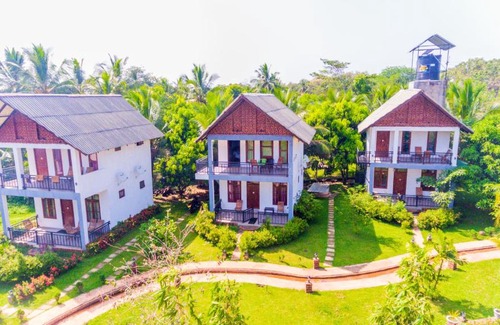 Nuwaragam Palatha East Hotel | Ranweli Resort Anuradhapura