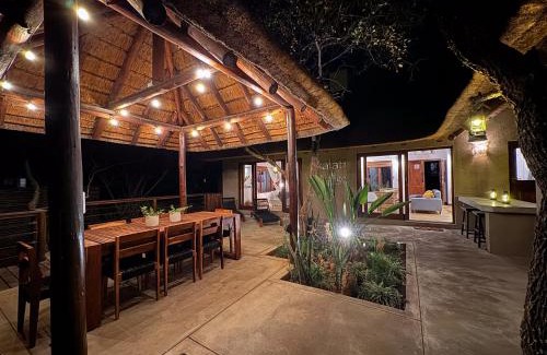 Hoedspruit Casa | Raptors Lodge - NXALATI