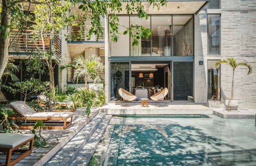 Playa Paraiso Condominio | Rare 1BR Swim Up w/Cenote | Osmosis | Gym | Desk