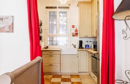 Juan-les-Pins Apartamento | APARTAMENTO en el centro de JUAN 55m2 en planta baja con jardín terraza de 50 m2