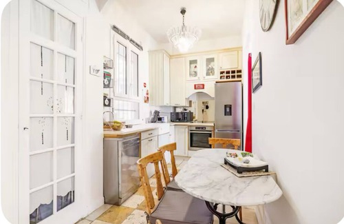 Juan-les-Pins Apartamento | APARTAMENTO en el centro de JUAN 55m2 en planta baja con jardín terraza de 50 m2