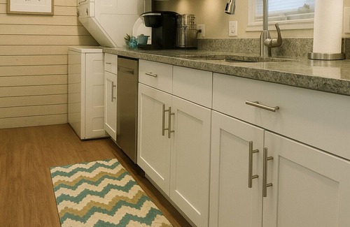 Northeast Heights Apartamento | Rare Bart Prince 2BR Townhouse in Santa Fe Charm