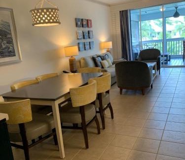 New Town Apartamento | Rare Beach Front Resort Key West- 2BD 2BA