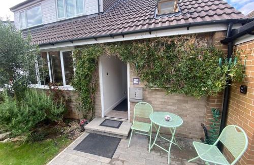 Bramley Casa | Rare & Breathtaking View With Secret Garden Bar