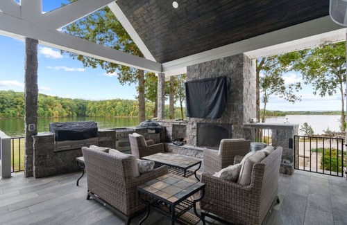 Winchester Casa | *Rare Find* Best Lot with Dock and Views on Lake