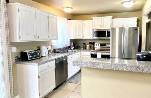Cimarron Hills Casa | Rare Find! Cozy Springs Getaway - Close To Base!