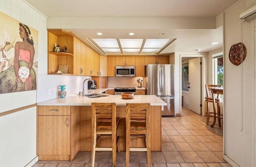 Kihei Villa | Rare Find! Ocean and Beach Front Cottage!
