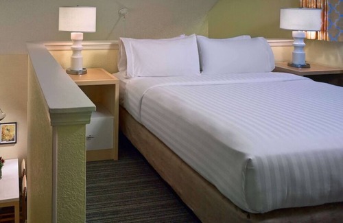 White Station Casa | Rare Find! Pets Allowed, Near Memphis Rock n Soul Museum!
