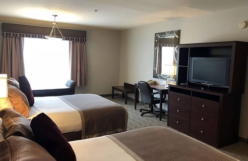 Killeen Hotel | RARE GEM! 2 GORGEOUS UNITS AND POOL.