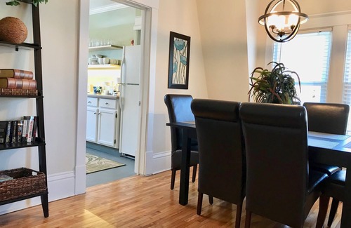 Southwest Minneapolis Casa | Rare Lake Harriet 4BR, excelente vecindario para caminar pero a minutos del centro y MOA