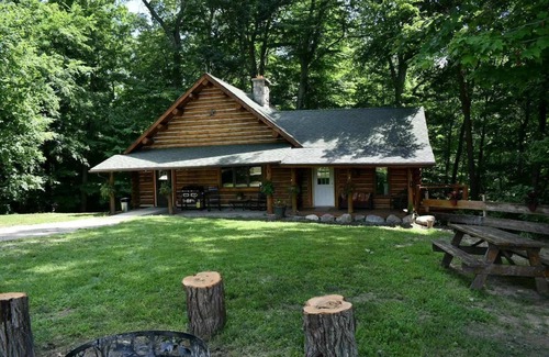 Walker Cabina | Rare relaxation in your 3-bedroom Ranch cabin