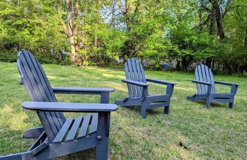 Carrboro Casa | Rare Remodeled Home with 2 California King Beds Walkable to Carrboro and Weaver