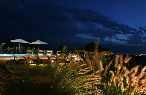 Scicli Villa | Rariki, hillside villa, 4 minutes from beaches and views of the Ragusa coast.