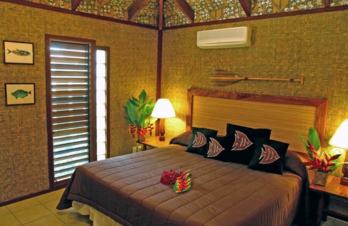 Tapere of Titikaveka Hotel | Rarotonga Beach Bungalows