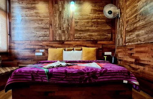 Shoghi Hotel | Rashal Homes
