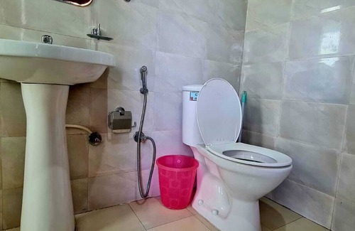 Shoghi Hotel | Rashal Homes