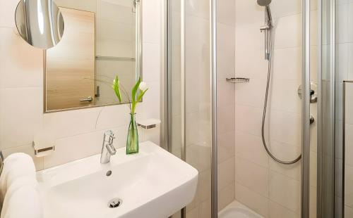 Lagundo Apartamento | Rasnerhof Ferienwohnung Tschigat