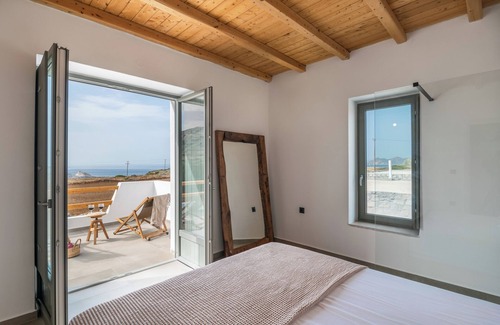 Milos Complejo | Rastoni Milos slow living home ,cosy two storey stone house sea view