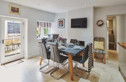 Stow-on-the-Wold Casa | Rathbone Cottage - Pets Stay for Free