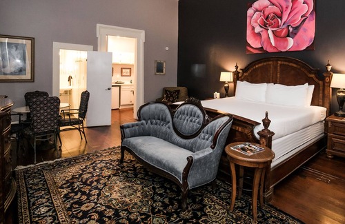 Treme Hotel | Rathbone Mansions - Superior King