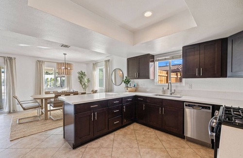 Bermuda Dunes Casa | Rather Be Desert Getaway: Pool, Hub Tub & Sunshine
