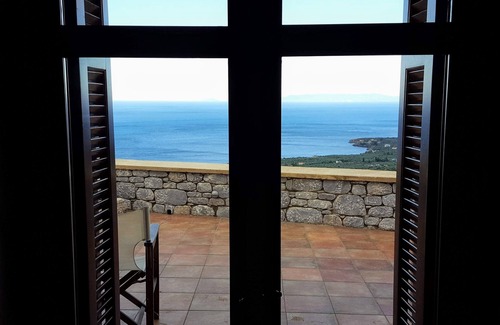Lefktron Villa | Rathimata villas